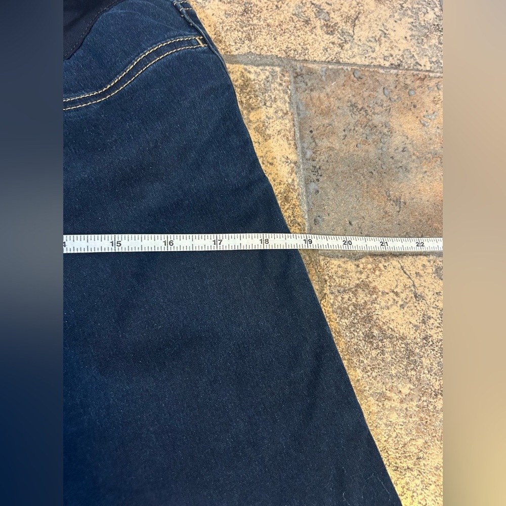 Maternity jeans size small - Picture 5 of 6